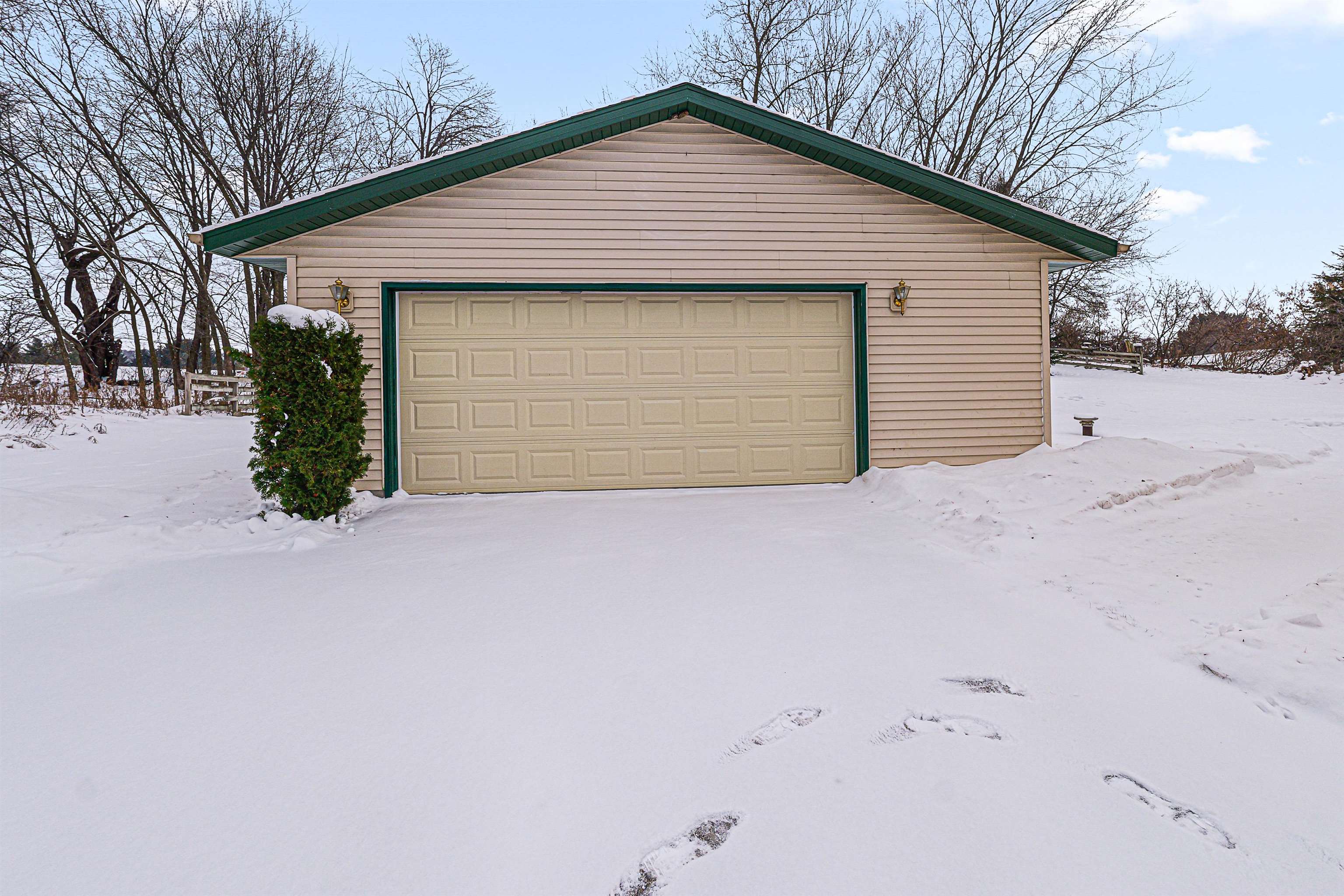 N8569 Ridge Creek Road Elkhart Lake, WI 53020 - Photo 22 of 31