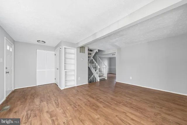 a view of empty room