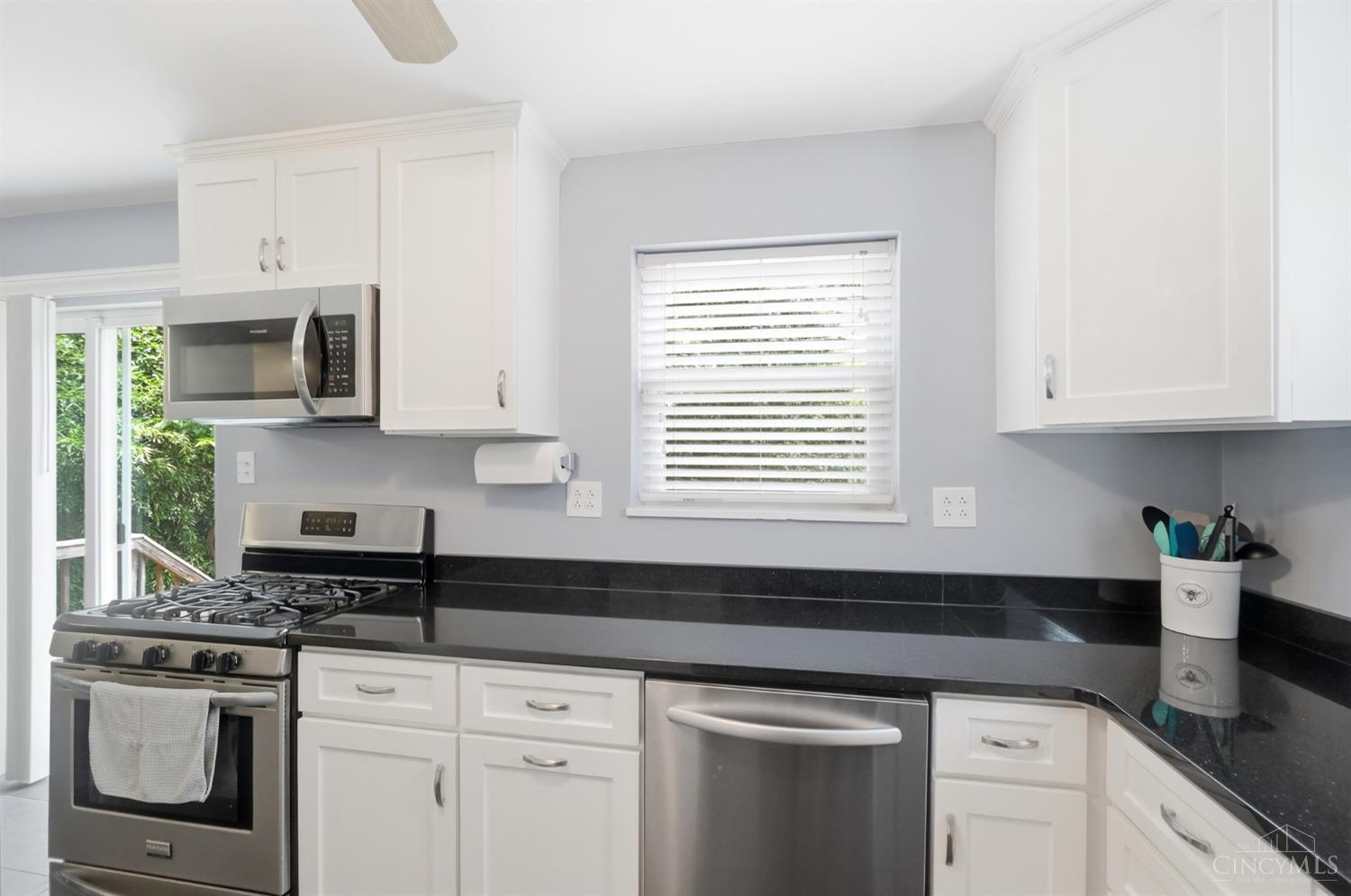 2853 Werk Road Cincinnati, OH 45211 - Photo 18 of 62 Gallery Image 18