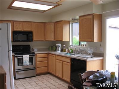 2861 South Kolb Road Tucson, AZ 85730 - Photo 3 of 4