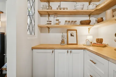 $785,000 | 212 Washington Street, Barrington, IL 60010