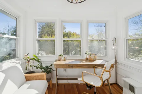 $785,000 | 212 Washington Street, Barrington, IL 60010