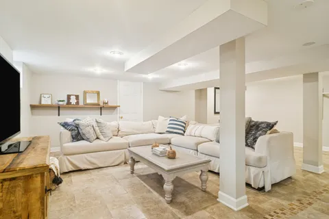 $785,000 | 212 Washington Street, Barrington, IL 60010