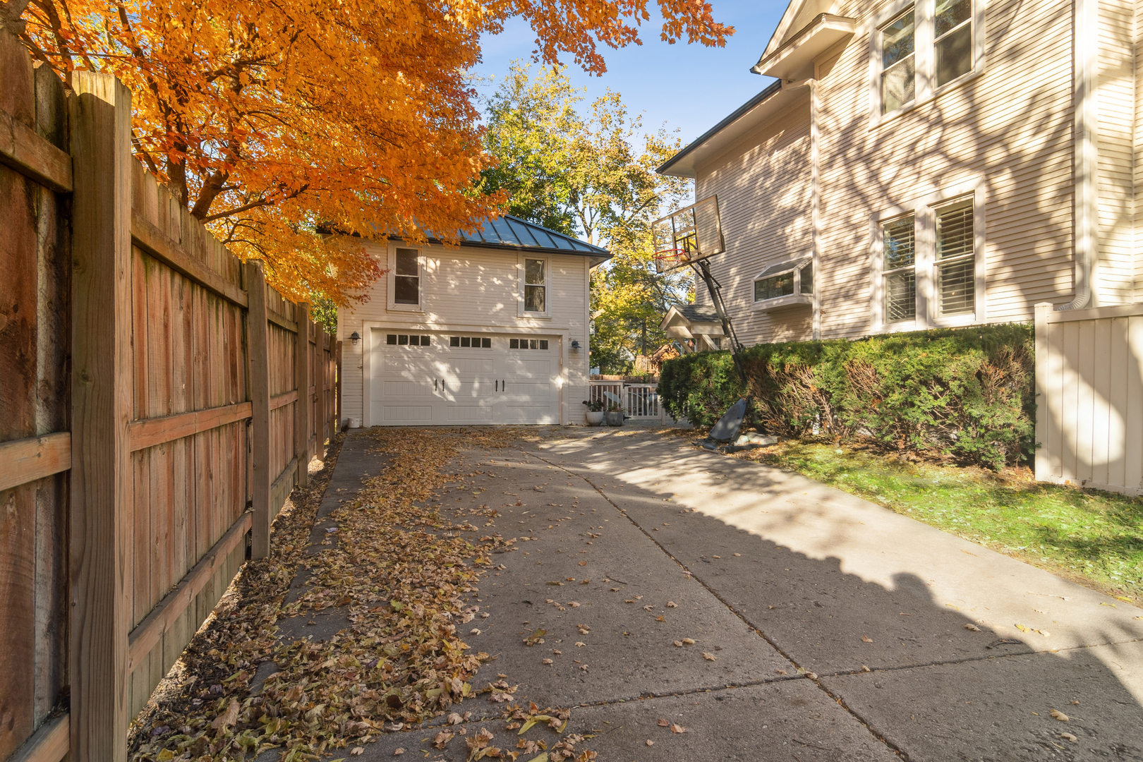 212 Washington Street Barrington, IL 60010 - Photo 42 of 55 a view of a yard with wooden fence