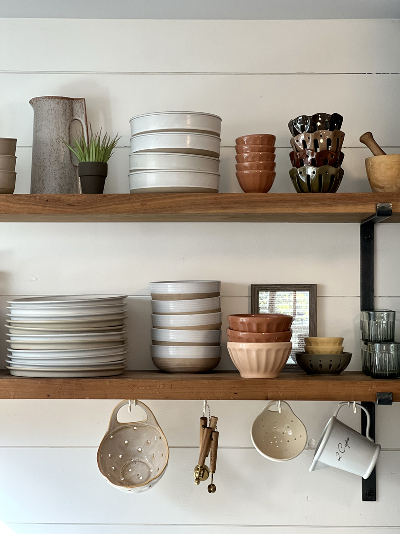 212 Washington Street Barrington, IL 60010 - Photo 44 of 55 a shelf with wooden floor and shelf