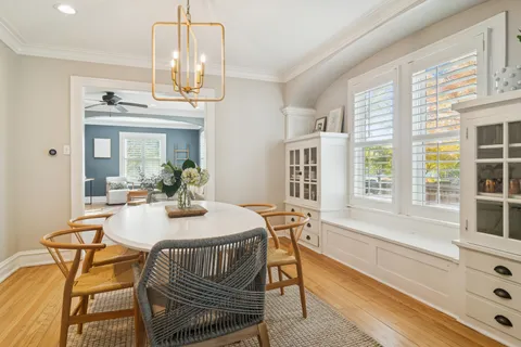 $785,000 | 212 Washington Street, Barrington, IL 60010