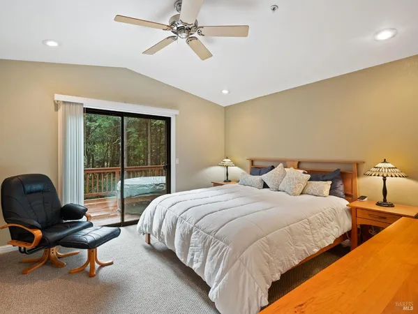 $725,000 | 22116 Koftinow Drive, Jenner, CA 95450