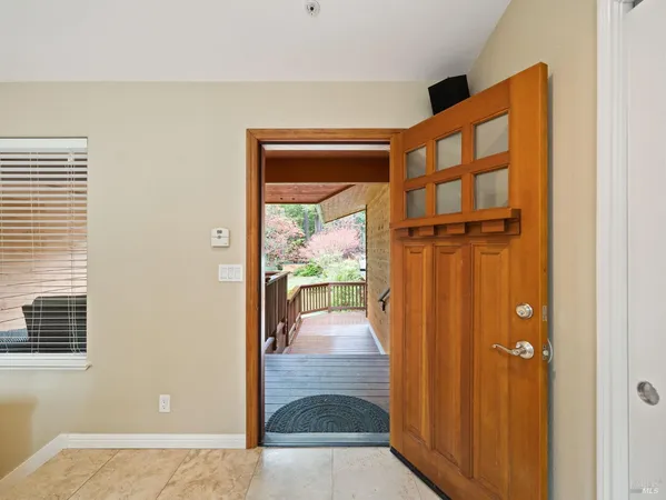 $725,000 | 22116 Koftinow Drive, Jenner, CA 95450