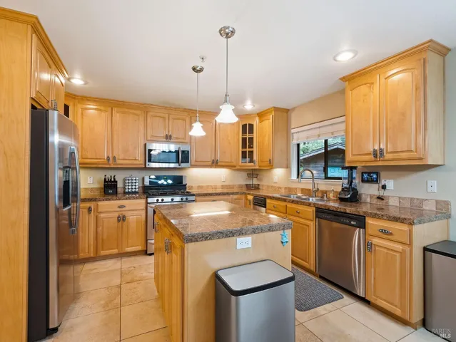 $769,000 | 22116 Koftinow Drive, Jenner, CA 95450