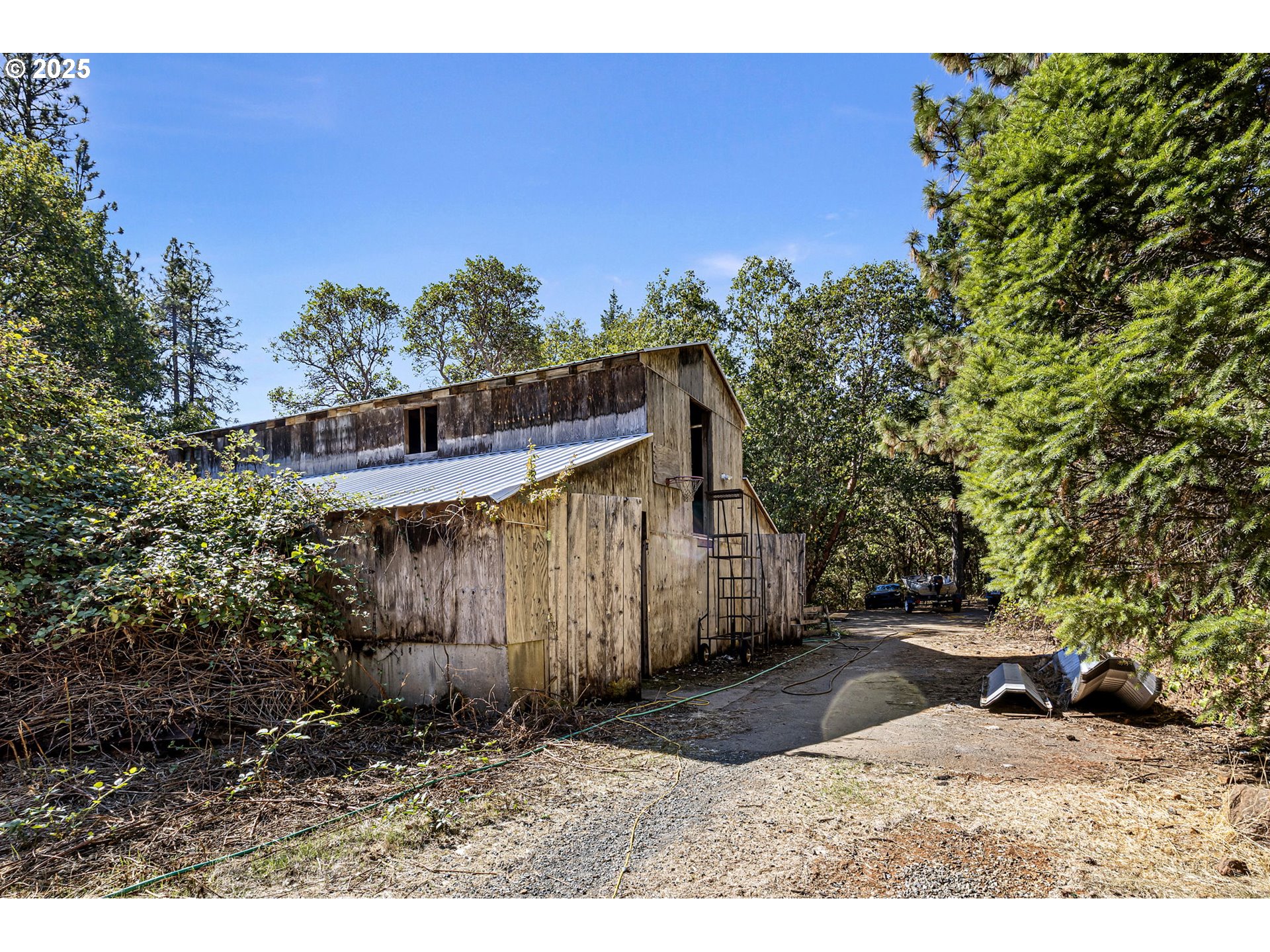 4980 Foothill Boulevard Grants Pass, OR 97526 - Photo 23 of 45