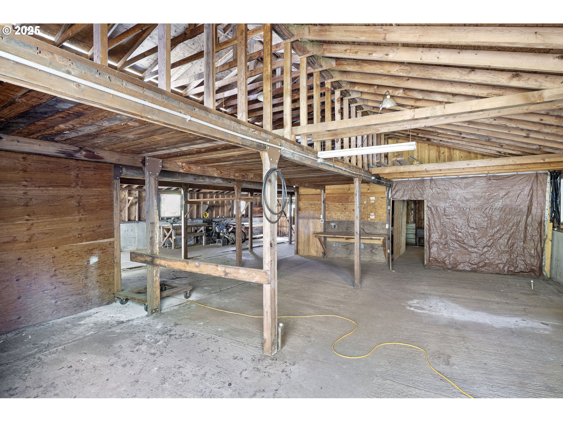 4980 Foothill Boulevard Grants Pass, OR 97526 - Photo 25 of 45