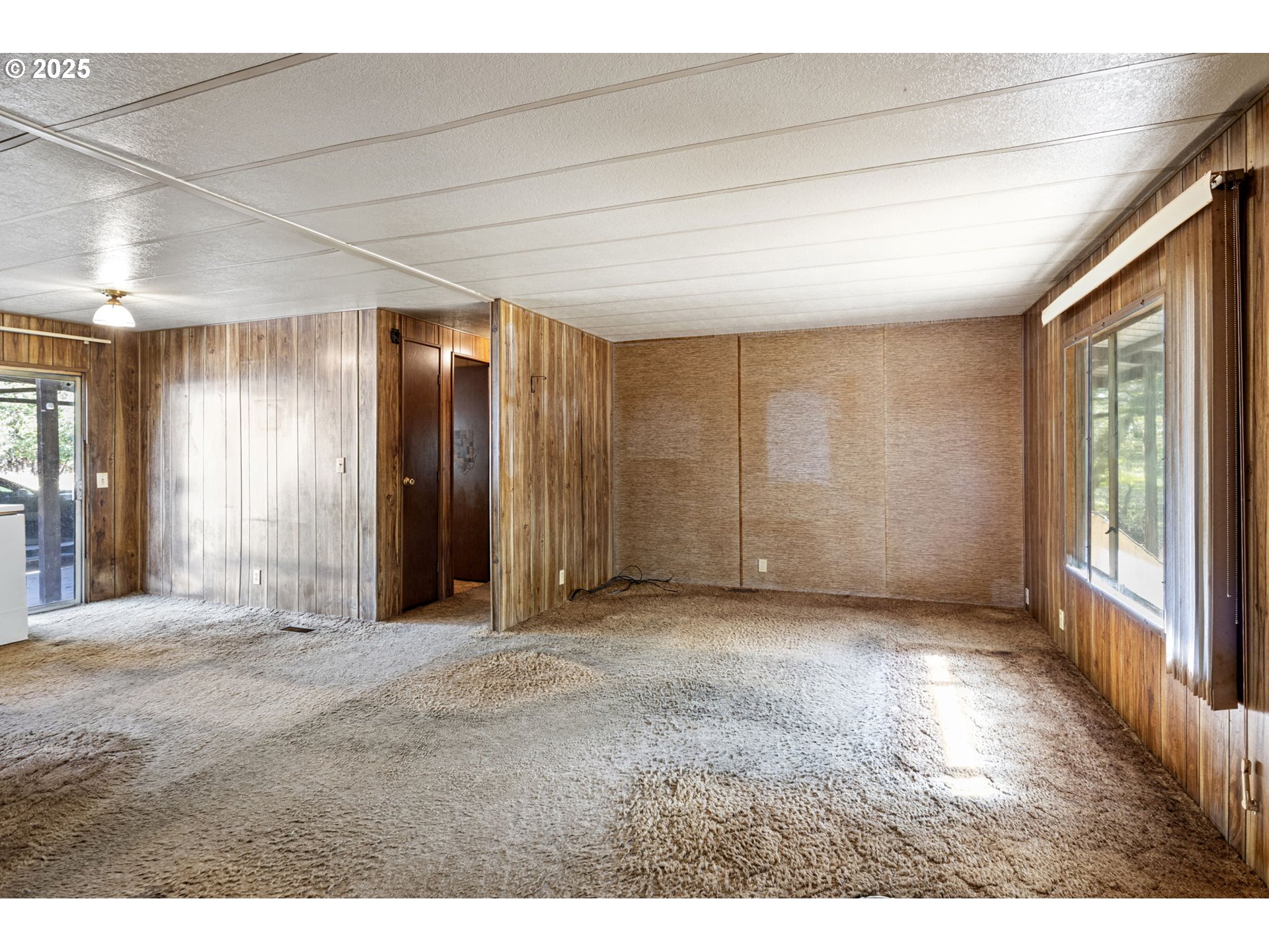 4980 Foothill Boulevard Grants Pass, OR 97526 - Photo 43 of 45