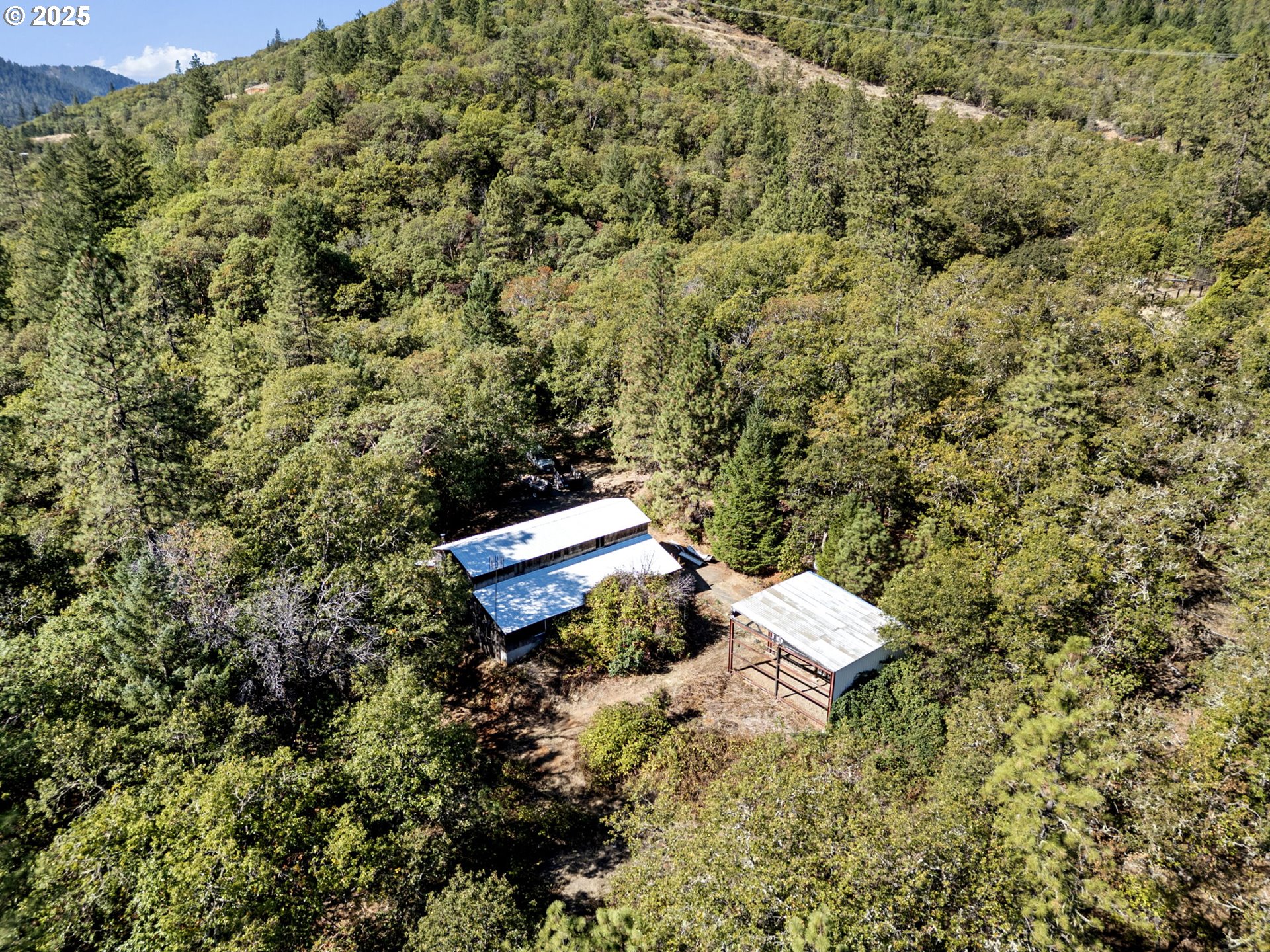 4980 Foothill Boulevard Grants Pass, OR 97526 - Photo 7 of 45