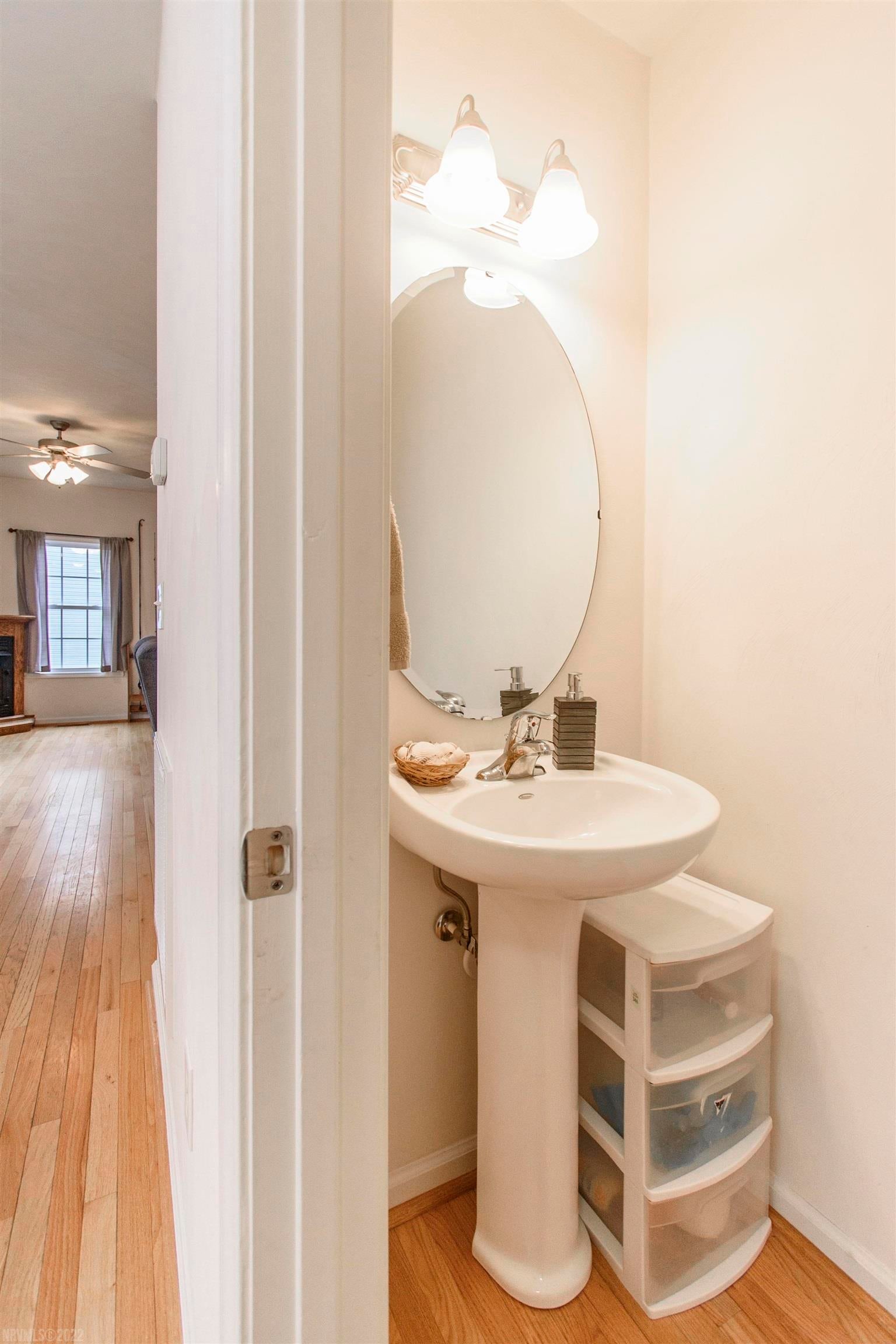 1030 Green Ridge Road Christiansburg, VA 24073 - Photo 10 of 26 Gallery Image 10