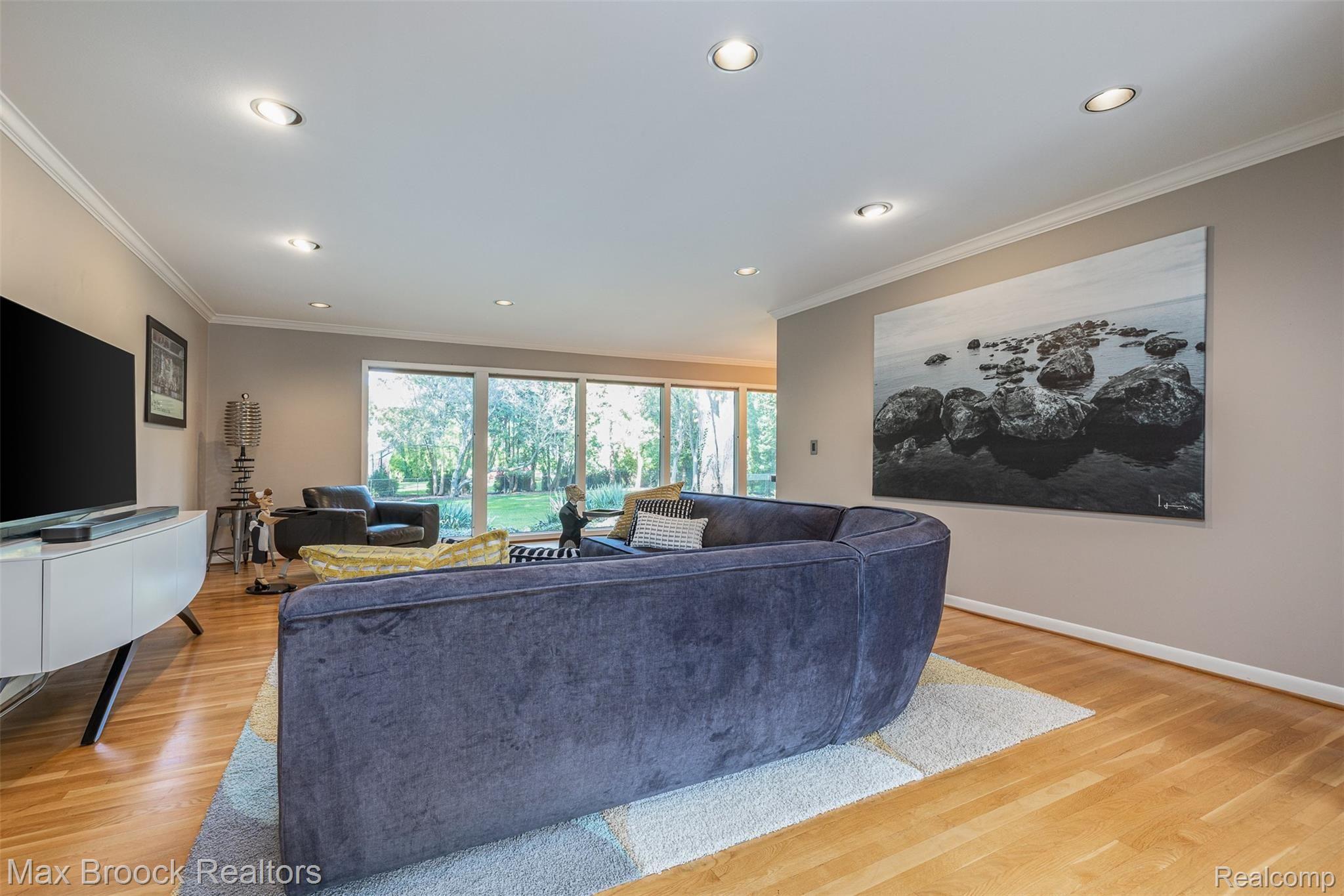 32481 Evergreen Road Franklin, MI 48025 - Photo 27 of 57 2E2A4142-Edit-Edit.jpg
