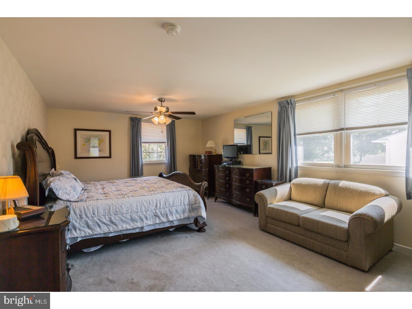 8 Stonebridge Road Cherry Hill, NJ 08003 - Photo 16 of 25 Gallery Image 16
