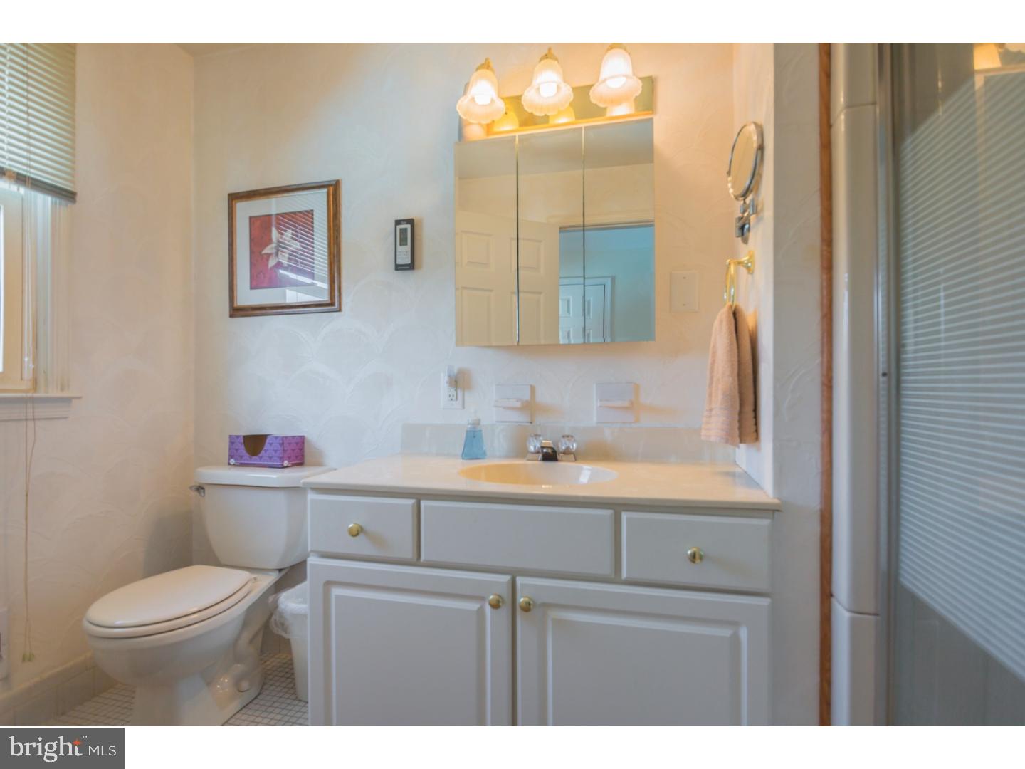8 Stonebridge Road Cherry Hill, NJ 08003 - Photo 18 of 25 Gallery Image 18