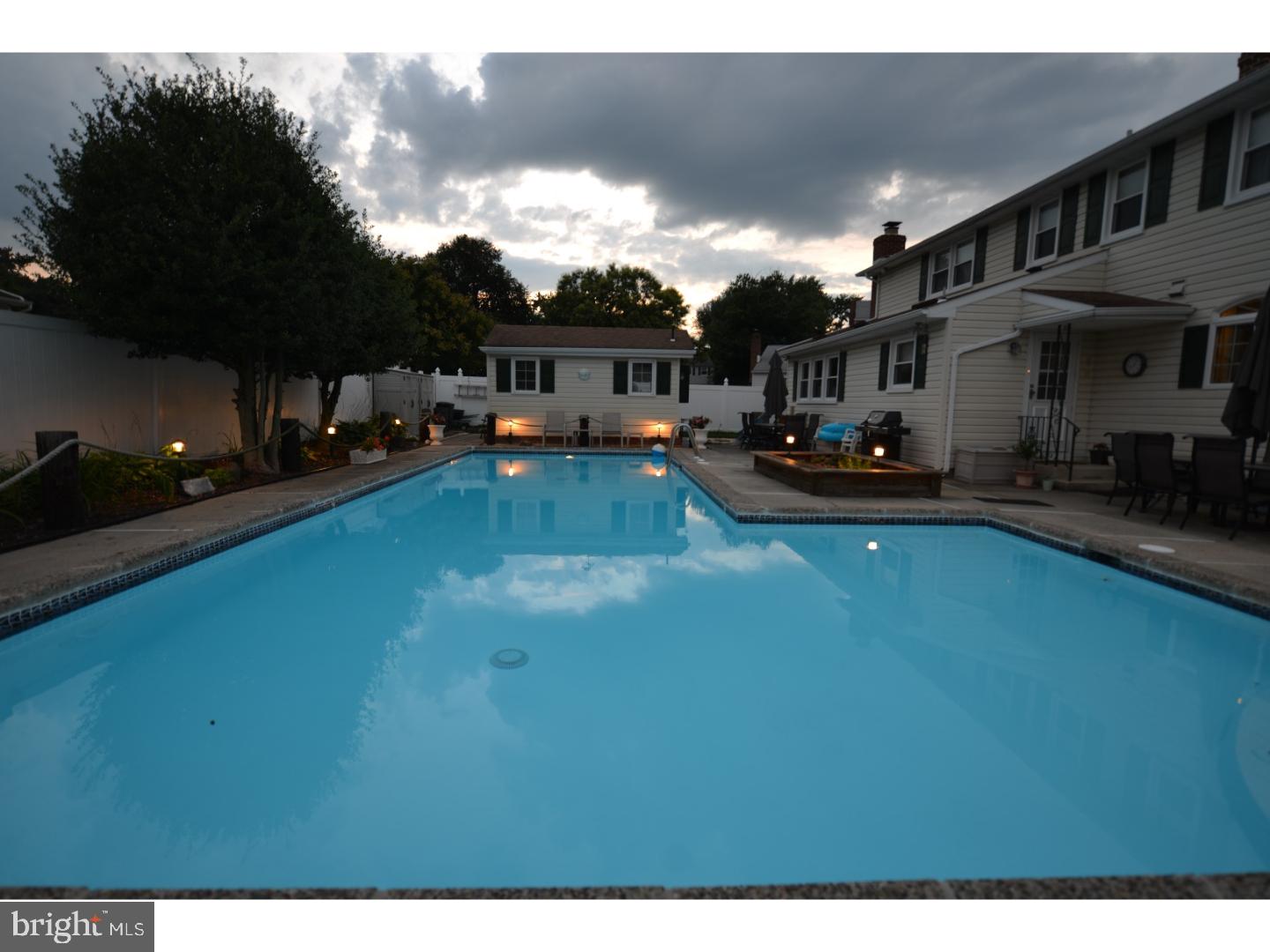 8 Stonebridge Road Cherry Hill, NJ 08003 - Photo 5 of 25 Gallery Image 5