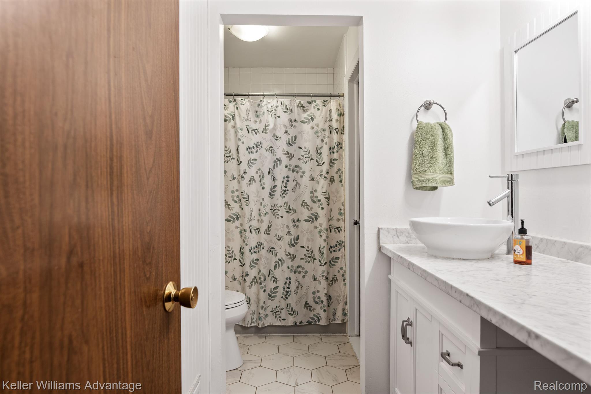 16507 Middlebelt Road Livonia, MI 48154 - Photo 14 of 23 Gallery Image 14