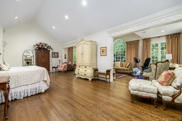 $2,699,000 | 19 Kingdom Ridge Road, Bedford, NY 10506