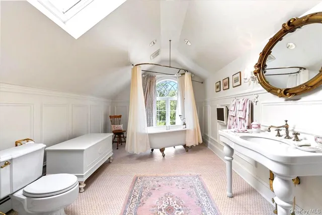 $2,699,000 | 19 Kingdom Ridge Road, Bedford, NY 10506