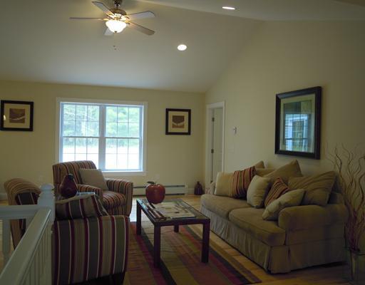 44 Highland Ridge Drive, Unit 9 Hampden, ME 04444 - Photo 3 of 25 Living Room.