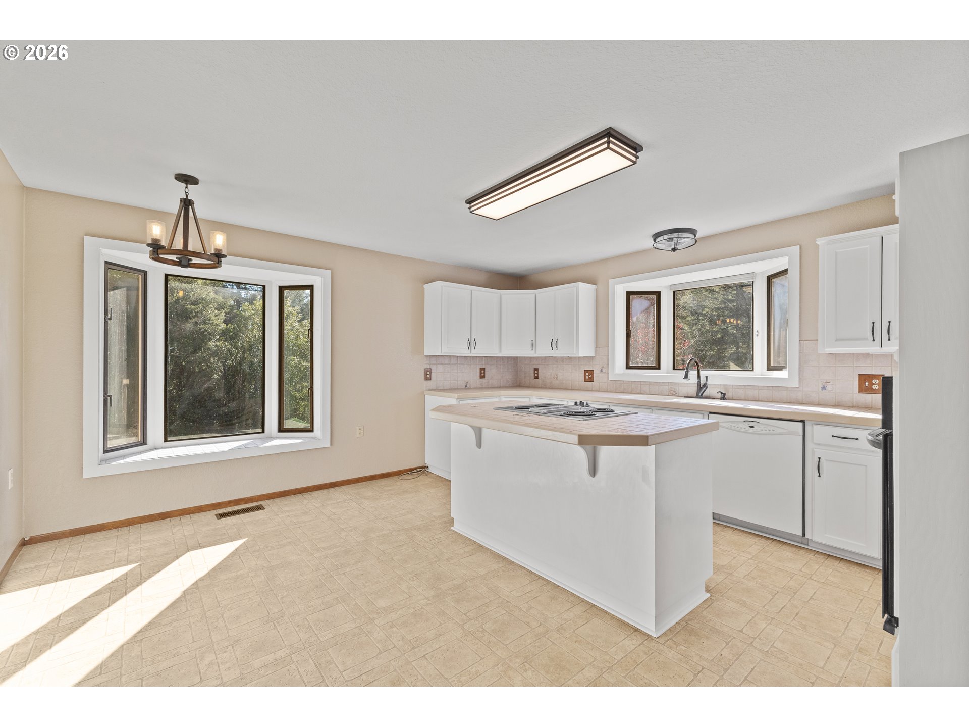 94263 Matheny Creek Road Myrtle Point, OR 97458 - Photo 16 of 39