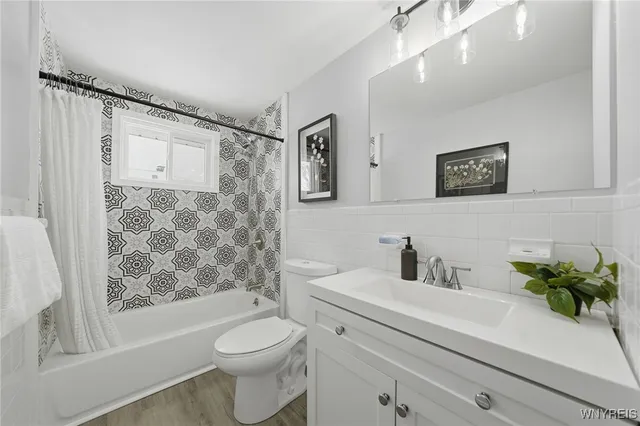 $250,000 | 35 Jasmine Avenue, West Seneca, NY 14224