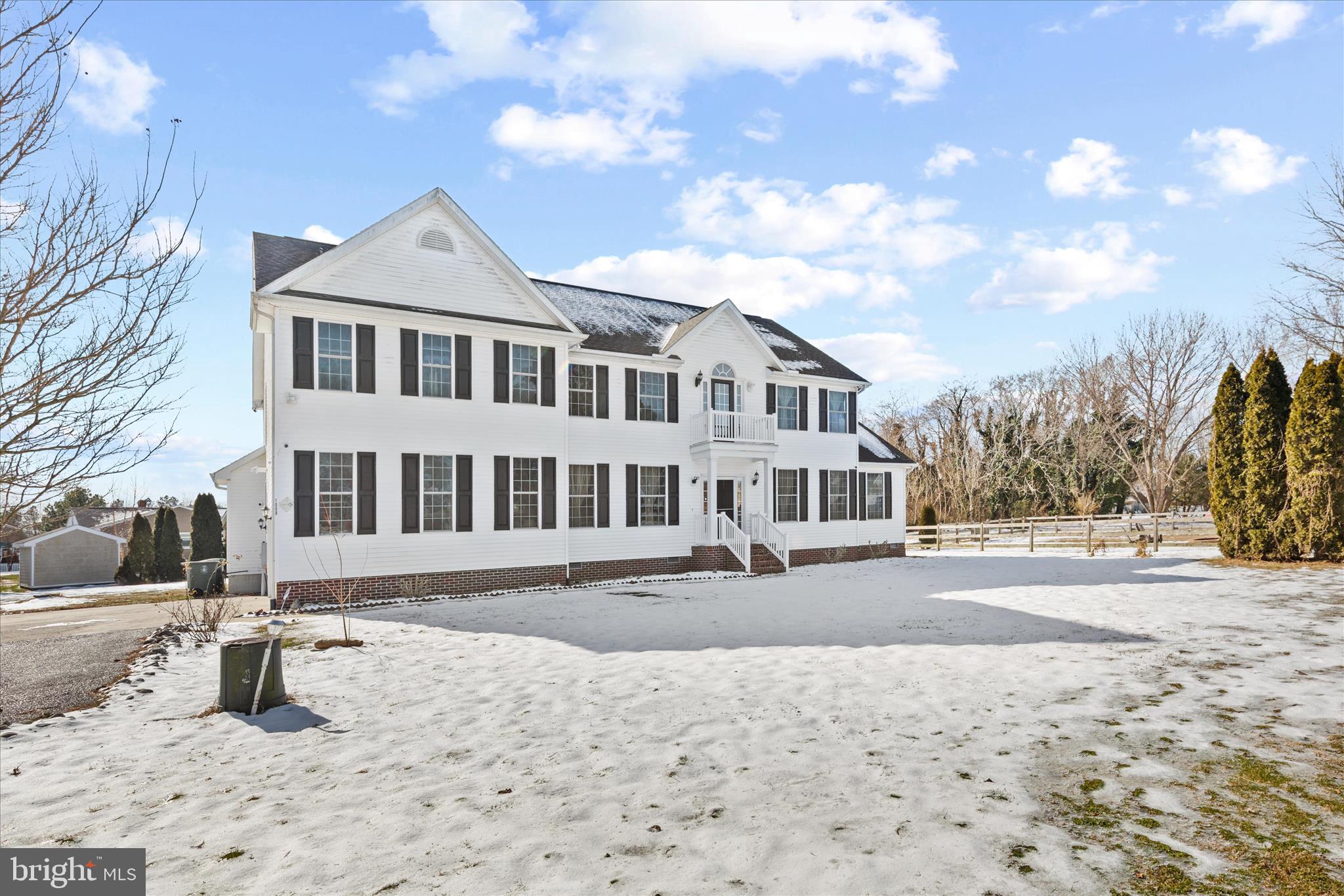 108 Franklin Avenue Berlin, MD 21811 - Photo 3 of 62 a front view of a house with a yard