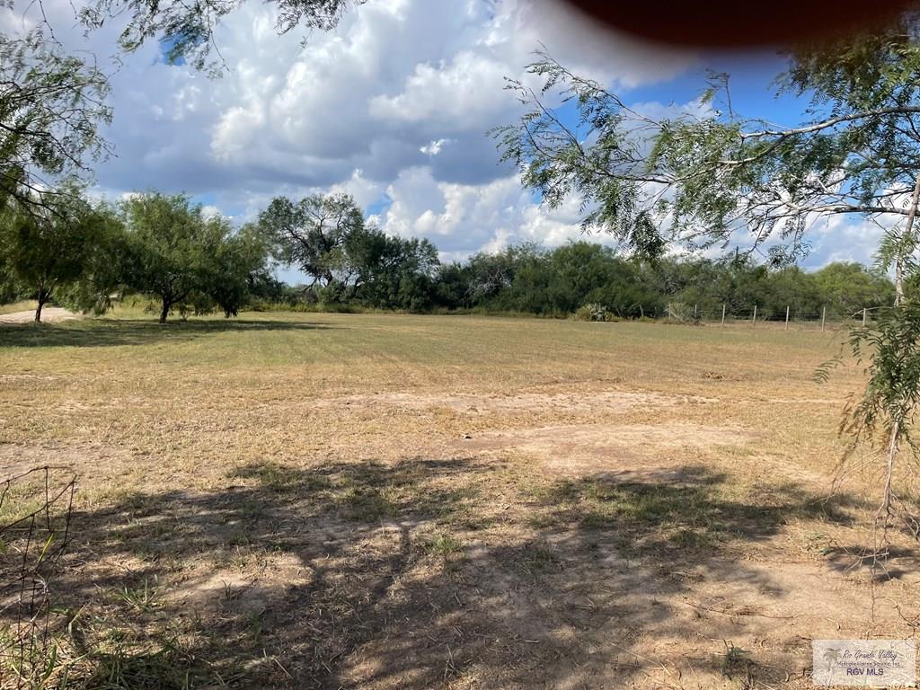 33223 Barlow Road San Benito, TX 78586 - Photo 4 of 12