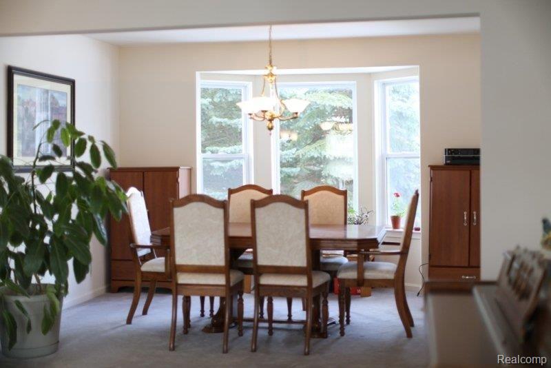 950 Ridgeview Circle Lake Orion, MI 48362 - Photo 9 of 24 formal dining room