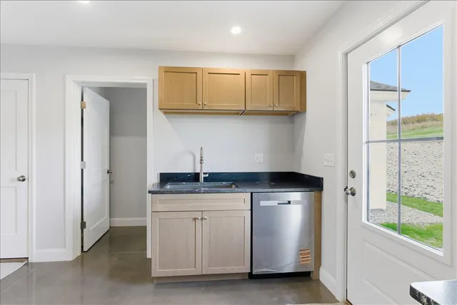 $299,900 | 3 Freedom Farm Road, Unit 3, Auburn, ME 04210