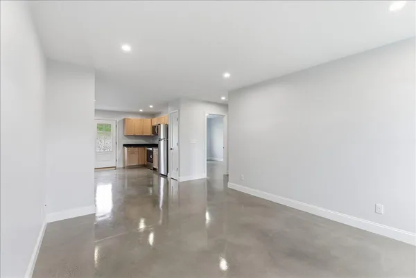 $299,900 | 3 Freedom Farm Road, Unit 3, Auburn, ME 04210