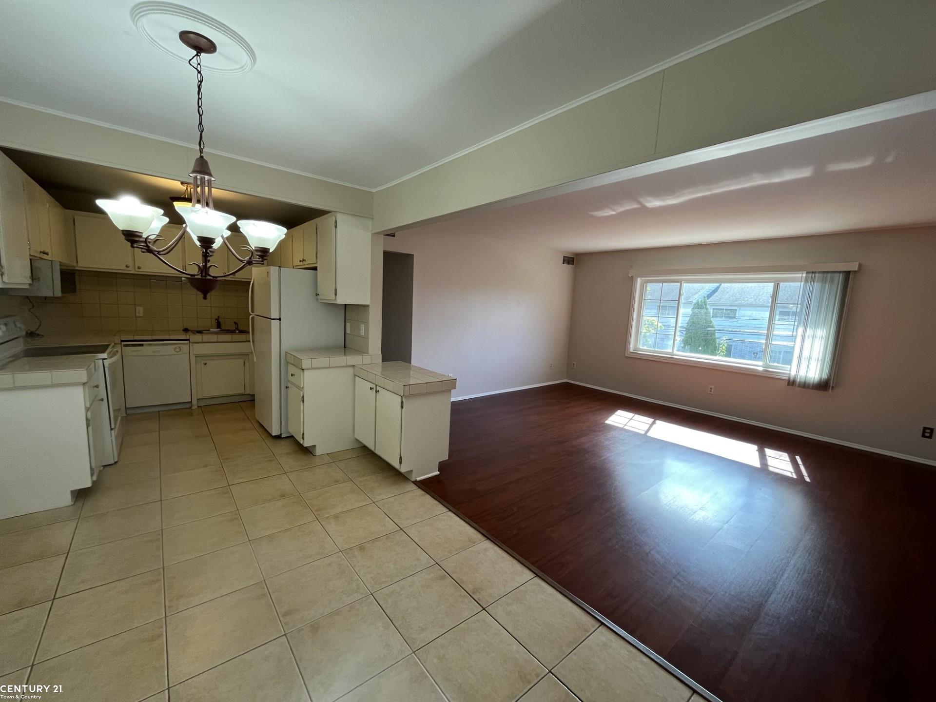 2309 Walton Boulevard Rochester Hills, MI 48309 - Photo 14 of 22