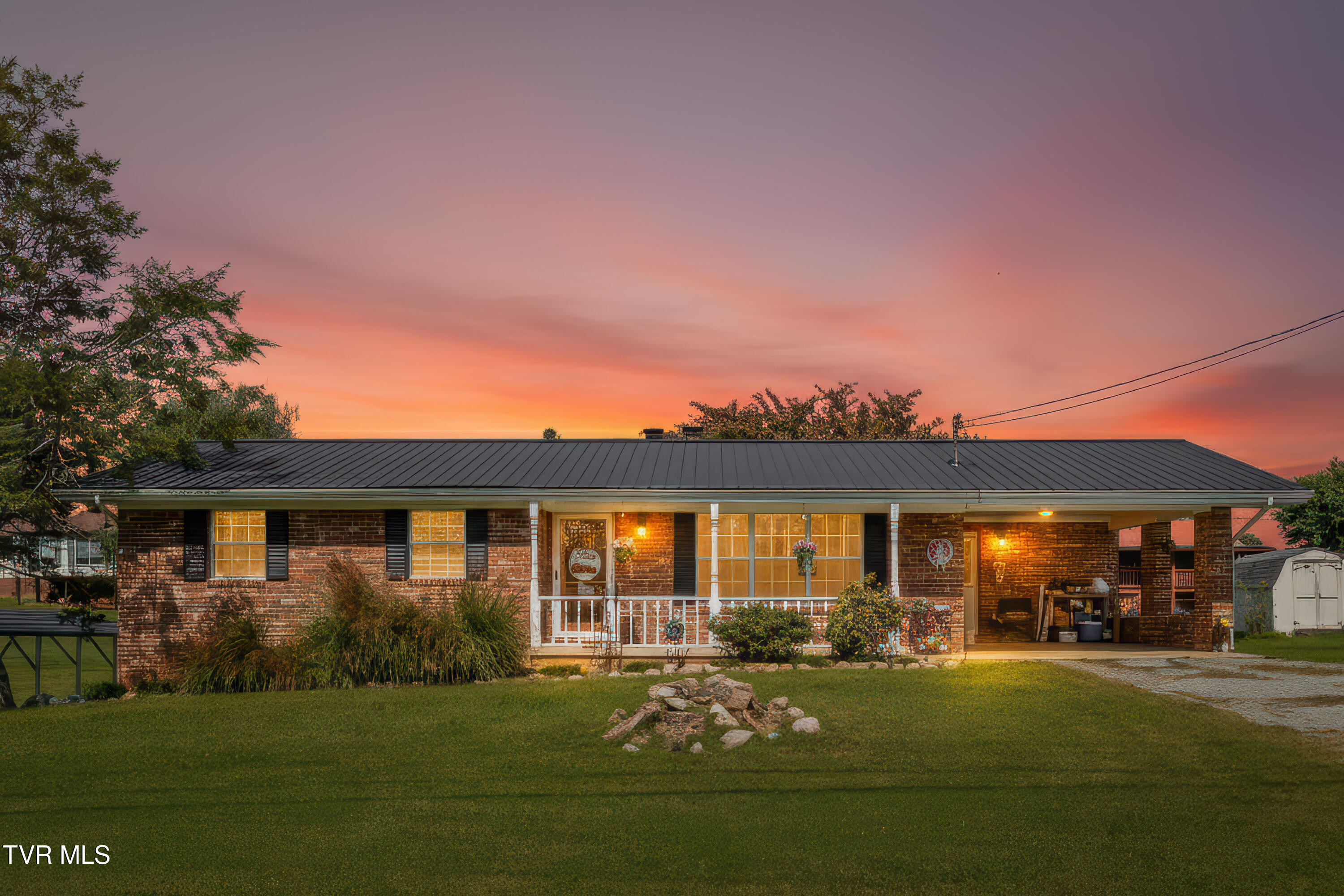 71 Goddard Dr (1 of 56)