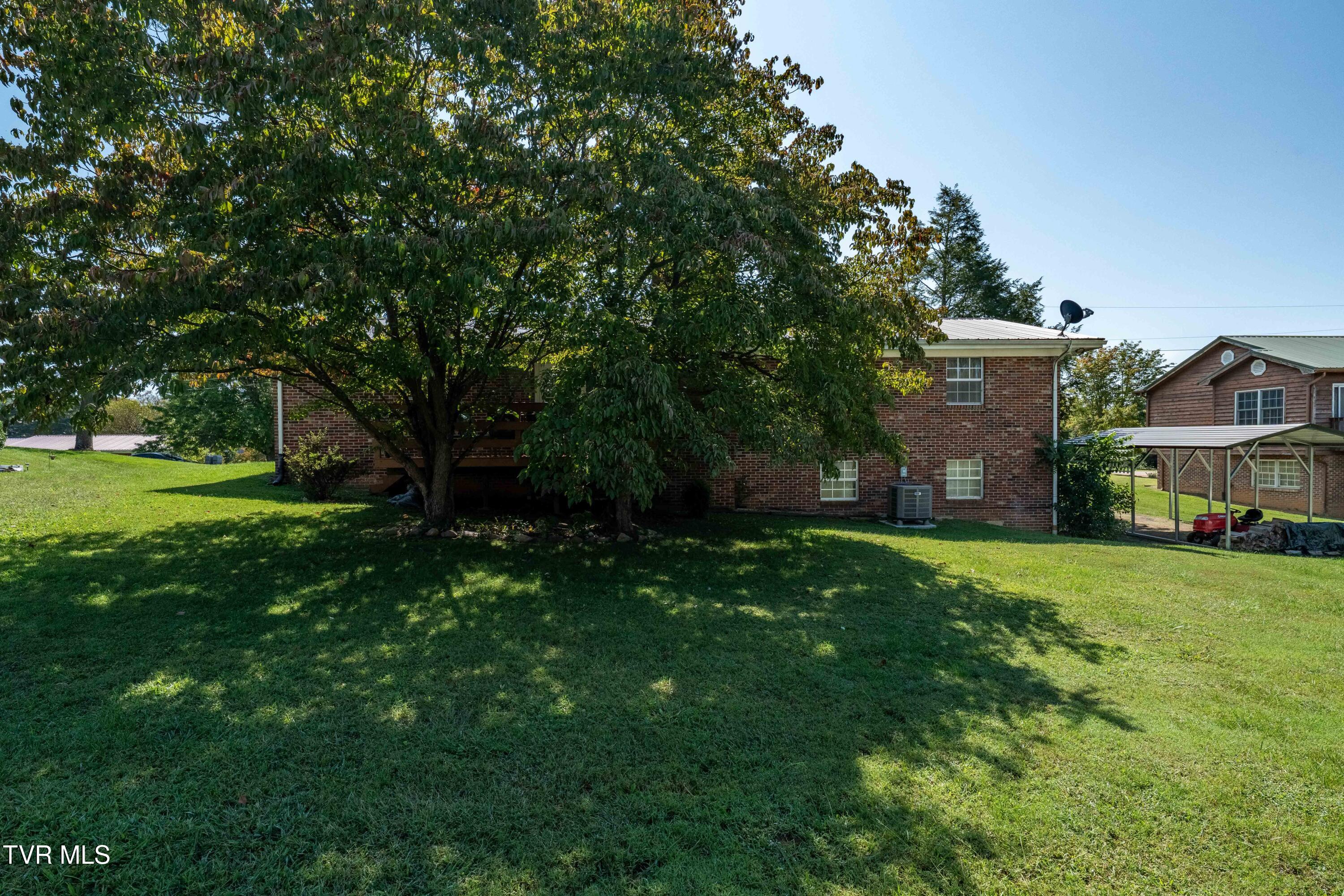 71 Goddard Drive Greeneville, TN 37745 - Photo 22 of 53 71 Goddard Dr (19 of 56)