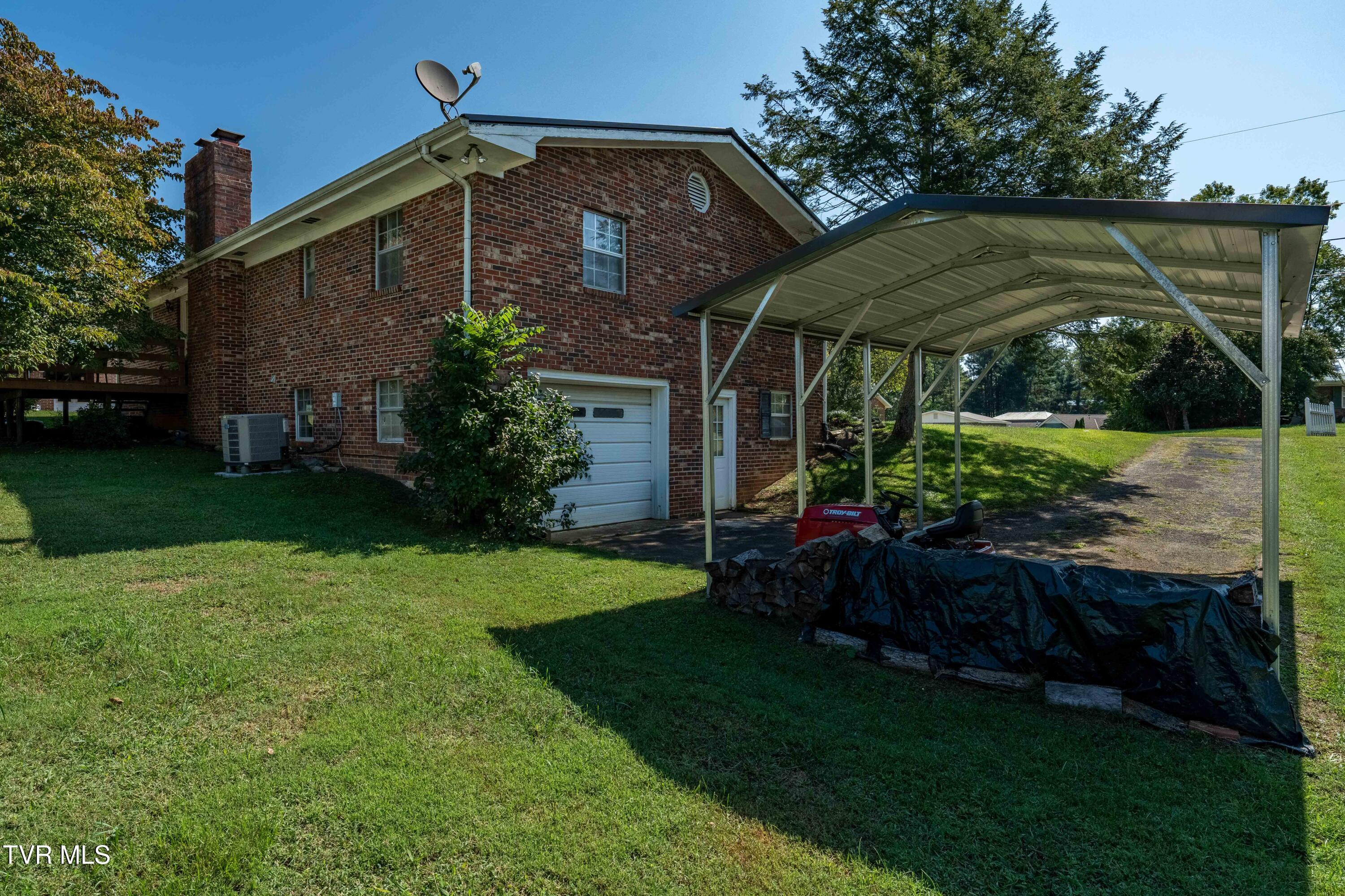 71 Goddard Drive Greeneville, TN 37745 - Photo 25 of 53 71 Goddard Dr (22 of 56)