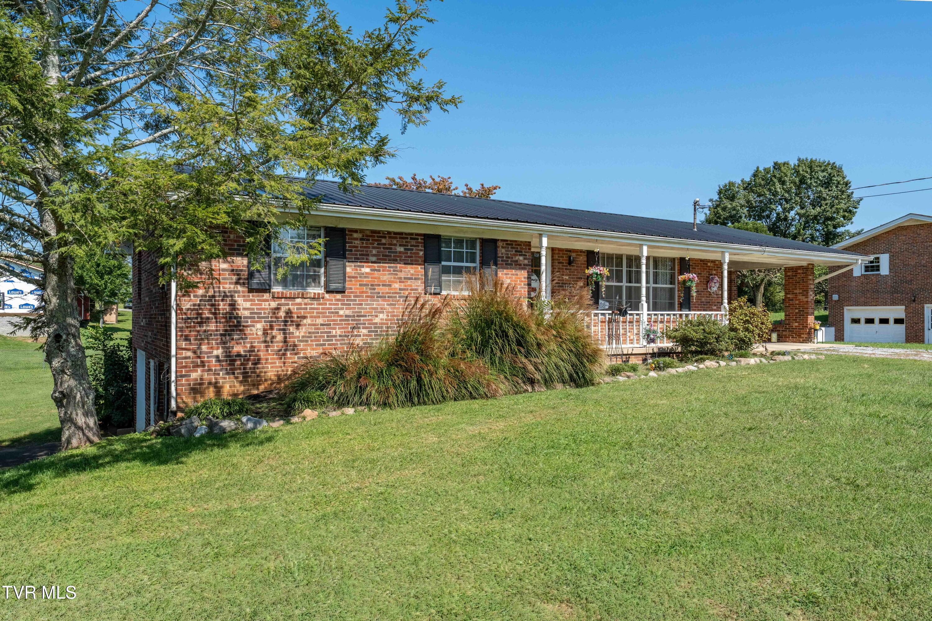 71 Goddard Drive Greeneville, TN 37745 - Photo 8 of 53 71 Goddard Dr (5 of 56)