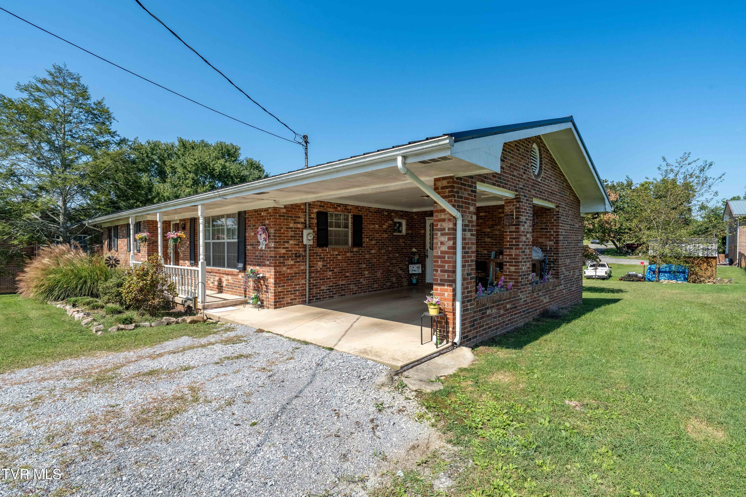 71 Goddard Drive Greeneville, TN 37745 - Photo 10 of 53 71 Goddard Dr (7 of 56)
