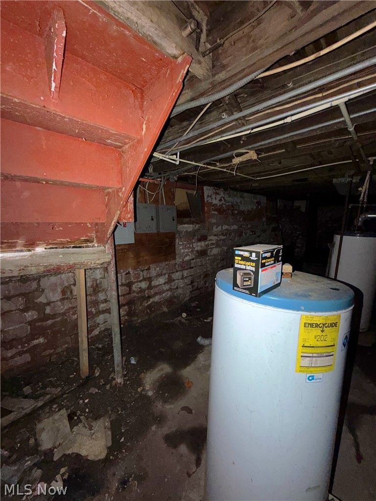 1749 Rosedale Avenue Cleveland, OH 44112 - Photo 43 of 43 Basement