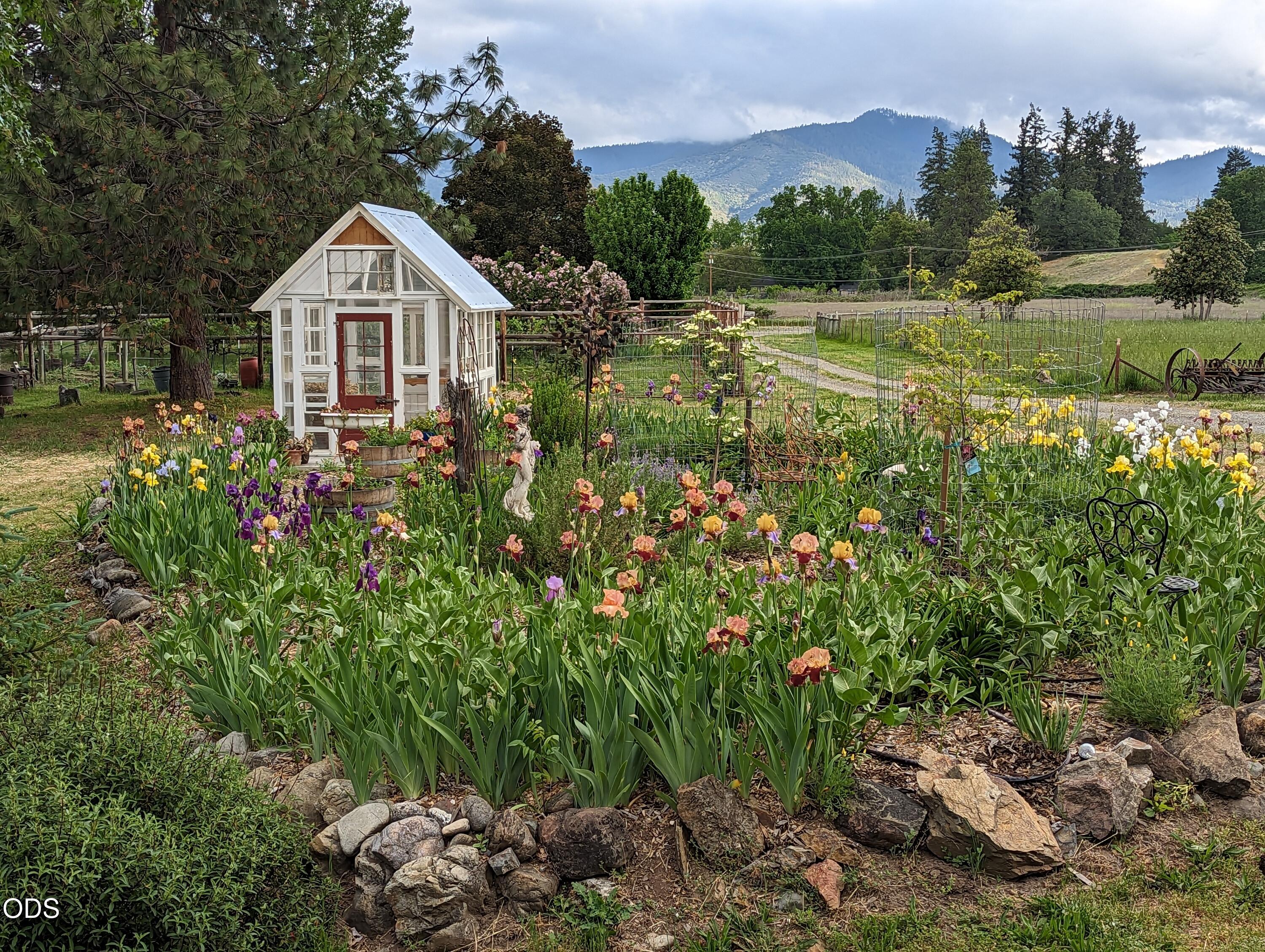 2076 Upper Applegate Road Jacksonville, OR 97530 - Photo 44 of 63 Gallery Image 44
