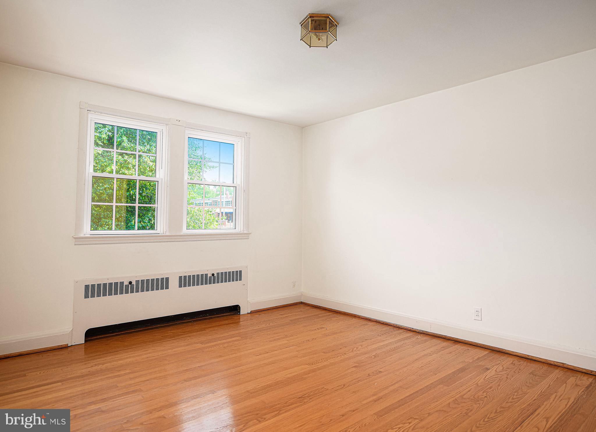229 Dumbarton Road Baltimore, MD 21212 - Photo 11 of 26 Upper level bedroom one