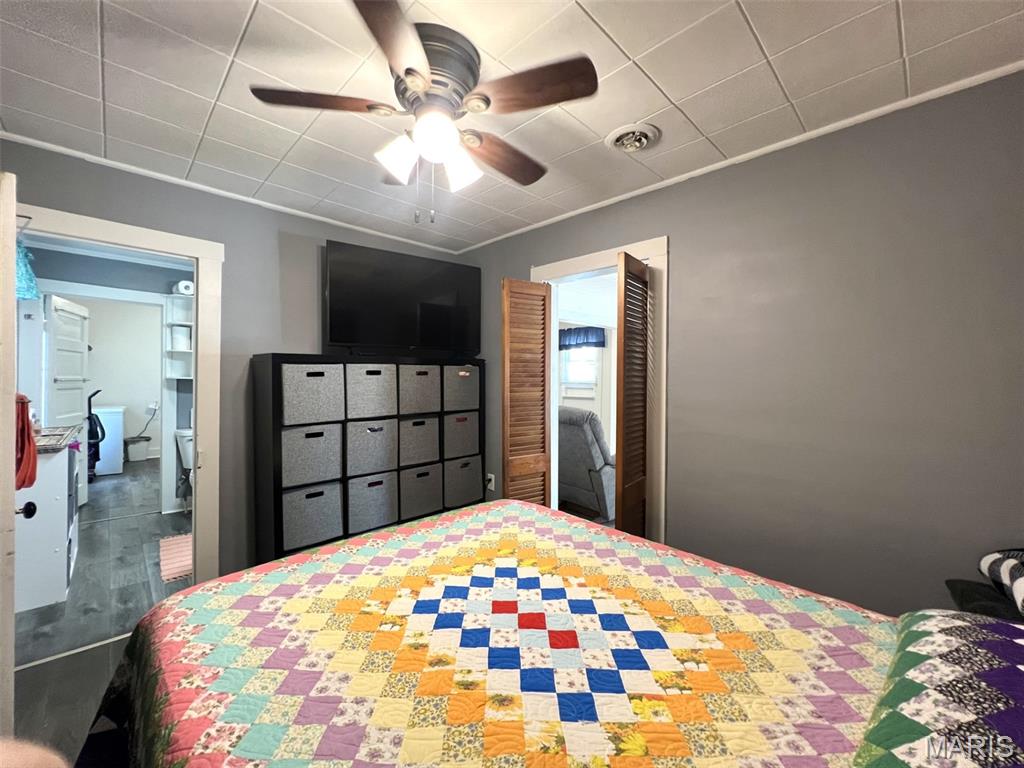 413 West Seward Street Hillsboro, IL 62049 - Photo 12 of 21