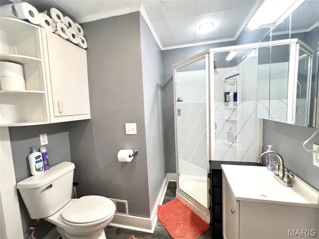 $57,800 | 413 West Seward Street, Hillsboro, IL 62049