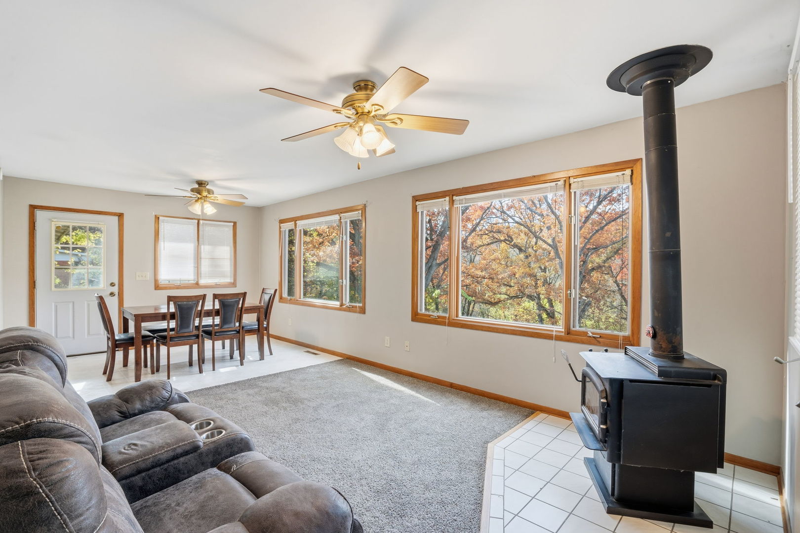 3900 28th Street Rock Island, IL 61201 - Photo 11 of 27 a living room with furniture and a window