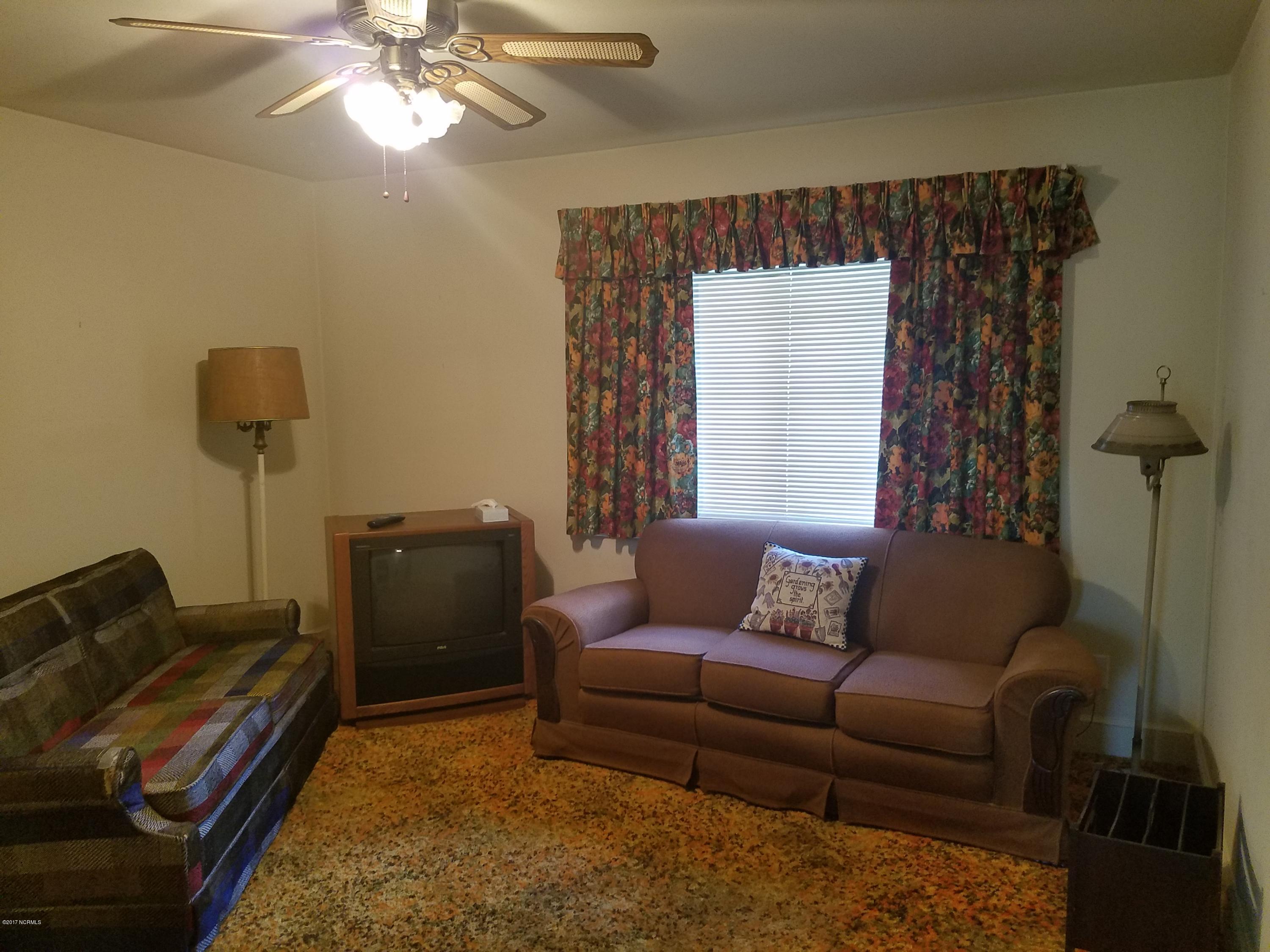 614 Daughety Road Kinston, NC 28501 - Photo 13 of 17 bedoom