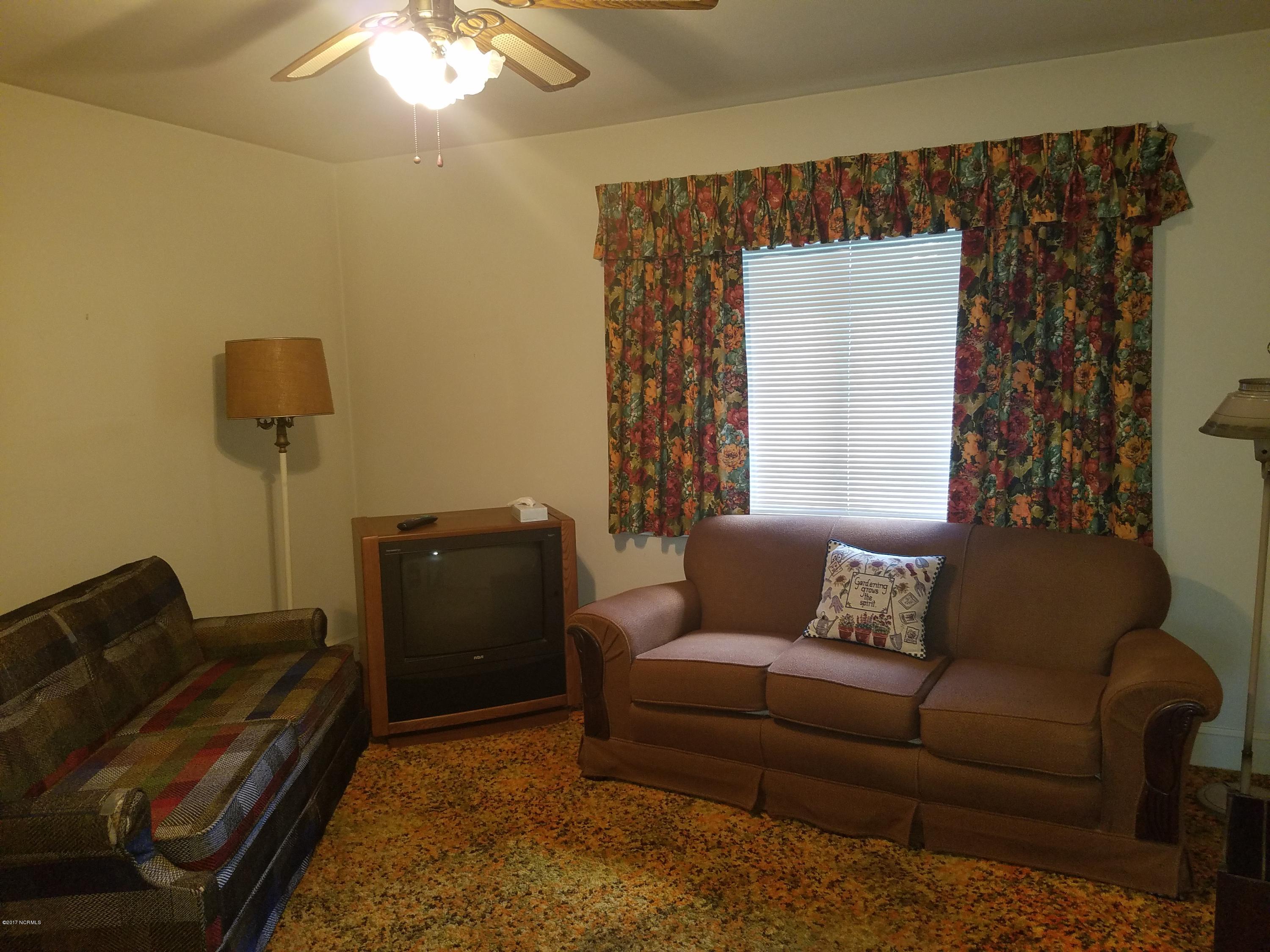 614 Daughety Road Kinston, NC 28501 - Photo 14 of 17 bedroom
