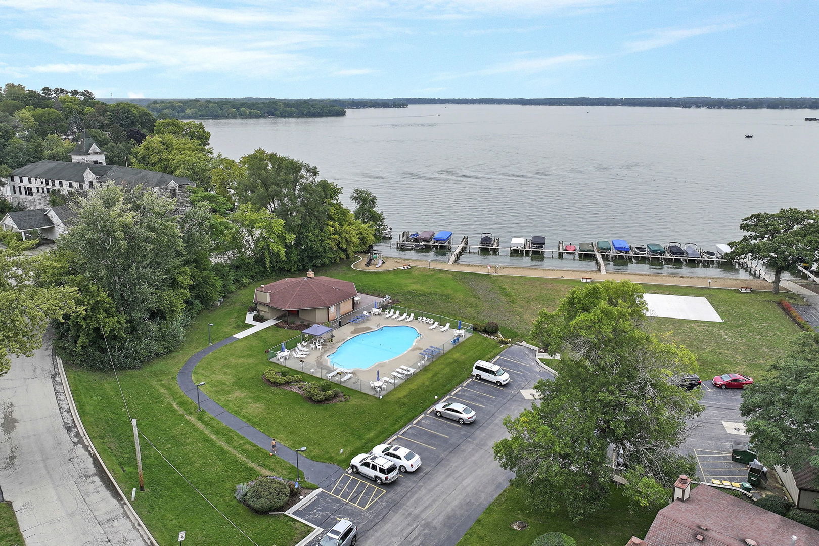 93 Mineola Road, Unit 93 Fox Lake, IL 60020 - Photo 21 of 23 Gallery Image 21