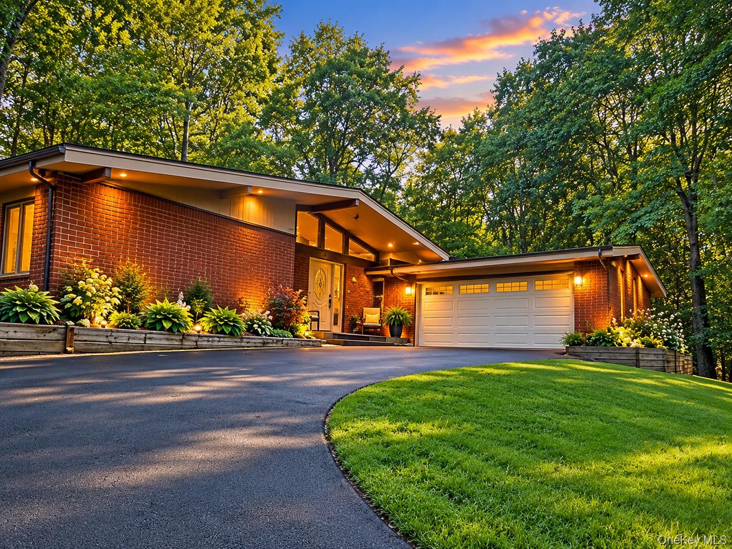 51 Leslie Road Newburgh, NY 12550 - Photo 2 of 44 Gallery Image 2