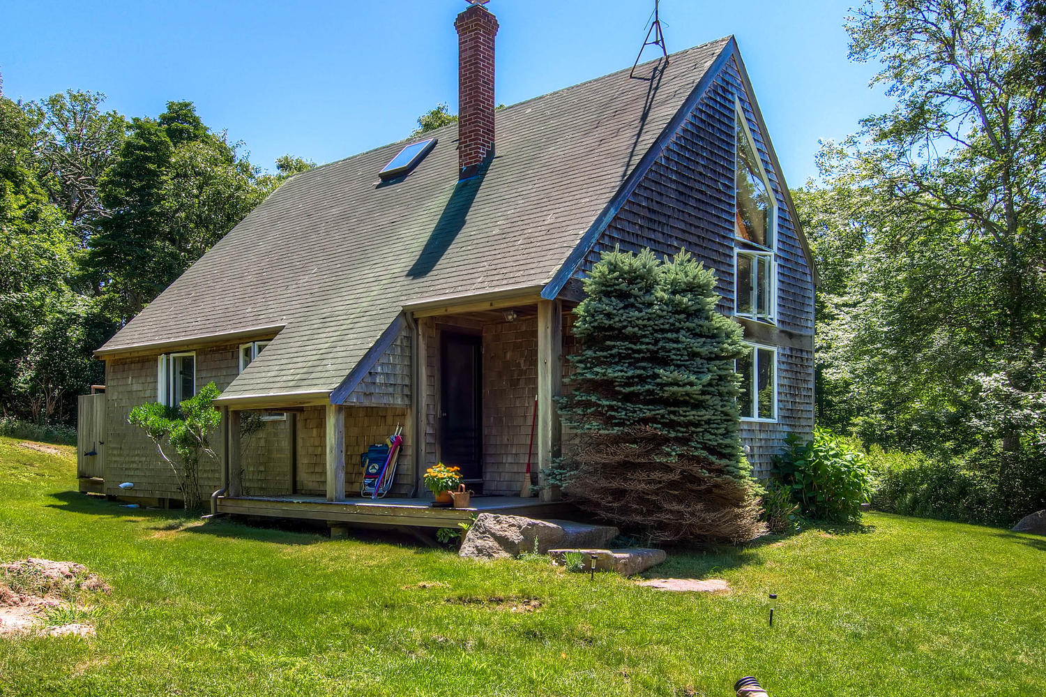 1 Old North Road Chilmark, MA 02535 - Photo 1 of 35 Gallery Image 1